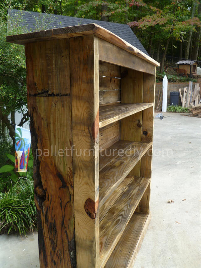 Pallet Bookcase Tutorial, Can You Make Shelves Out Of Pallets