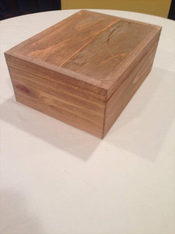 repurposed pallet storage box