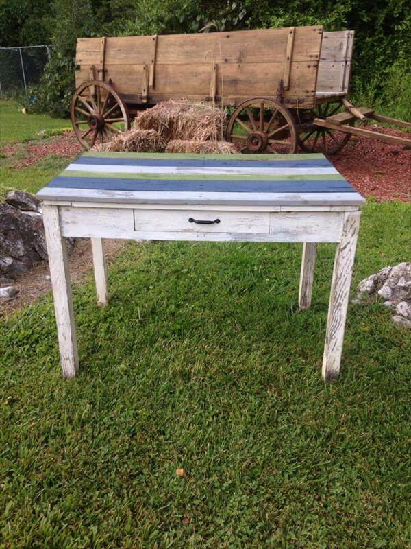 recycled pallet outdoor accent table