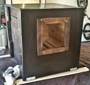upcycled pallet end table and litter holder