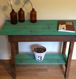 upcycled pallet two toned side table