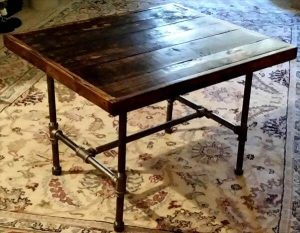 recycled pallet table with metal base