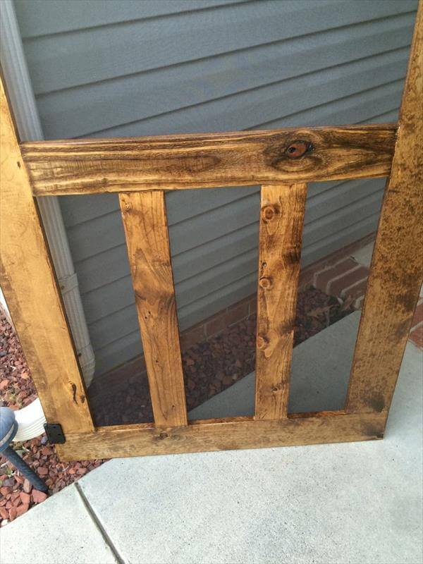 Diy Pallet Screen Door