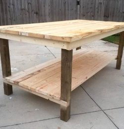 wooden pallet table