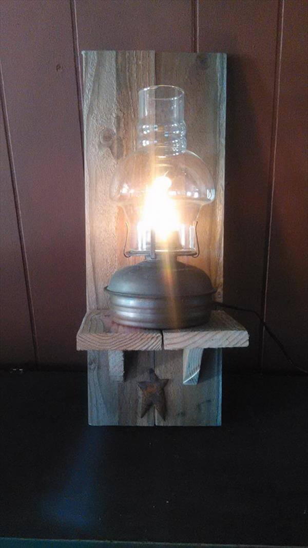 recycled pallet wall lamp