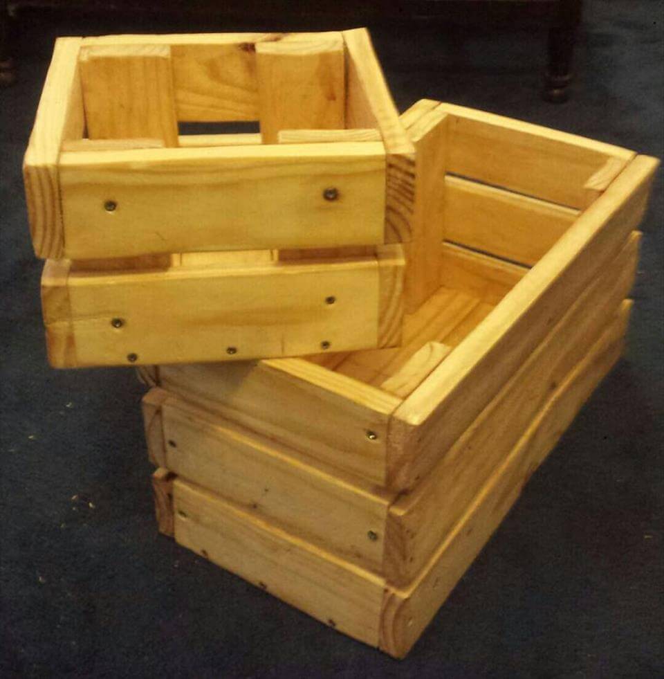 Wooden pallet crate boxes