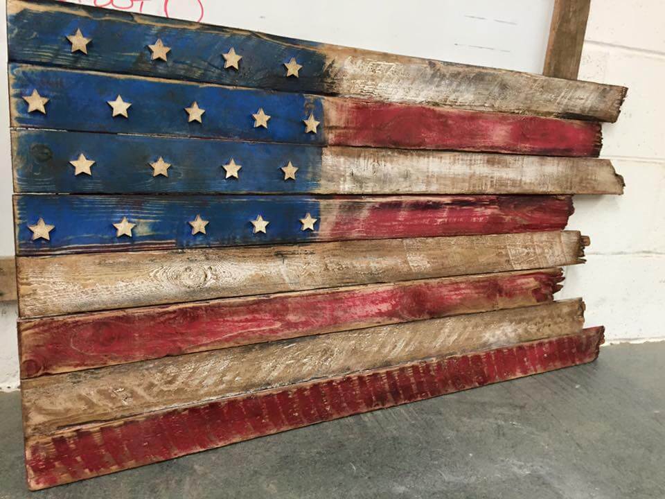 pallet rustic flag
