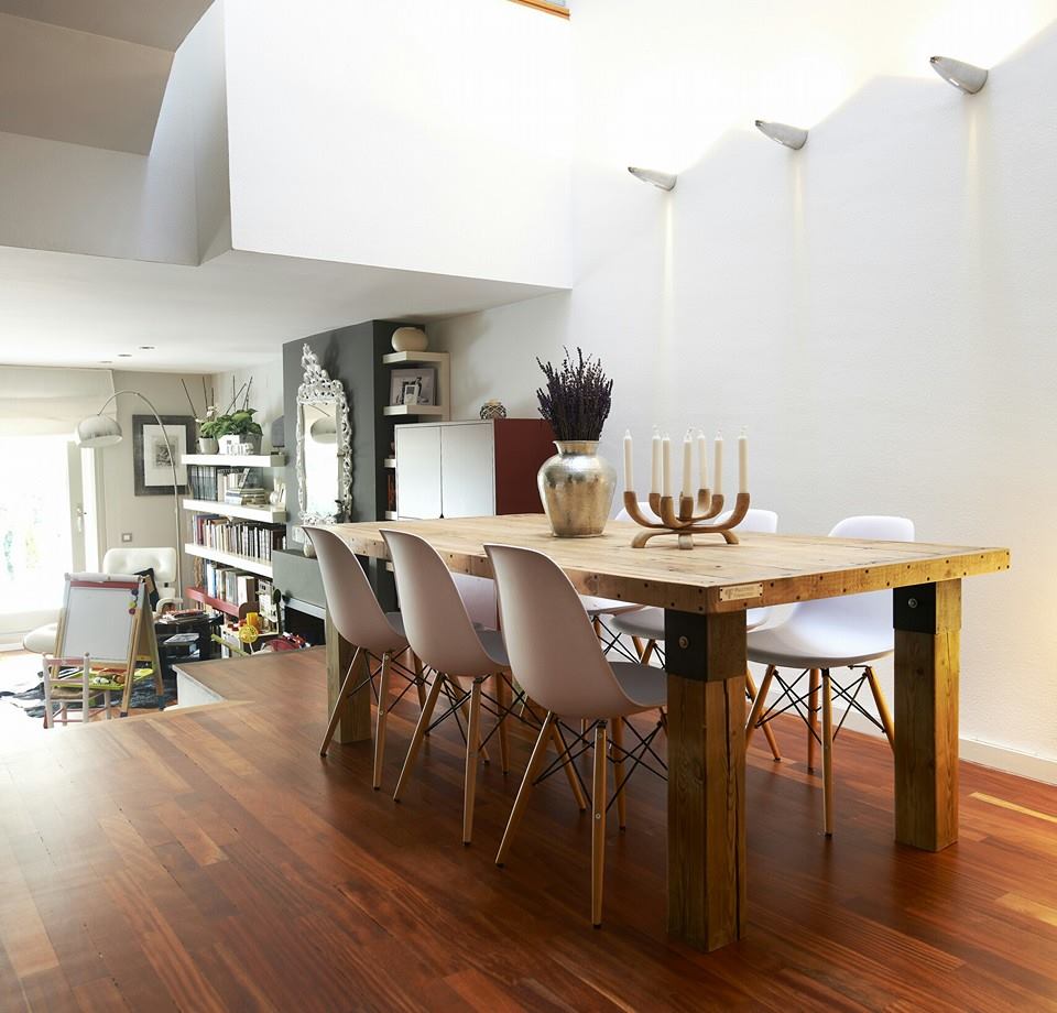 recycled pallet dining table