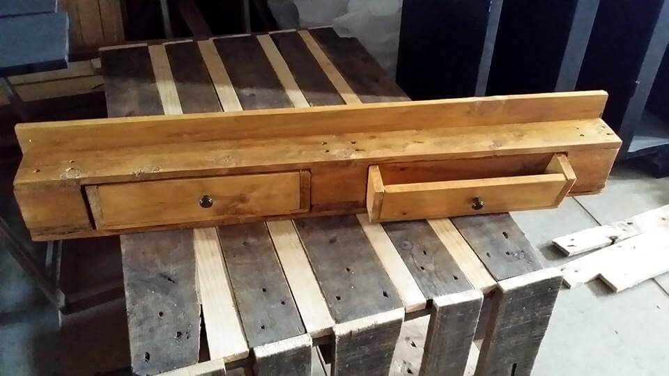 pallet bathroom shelf