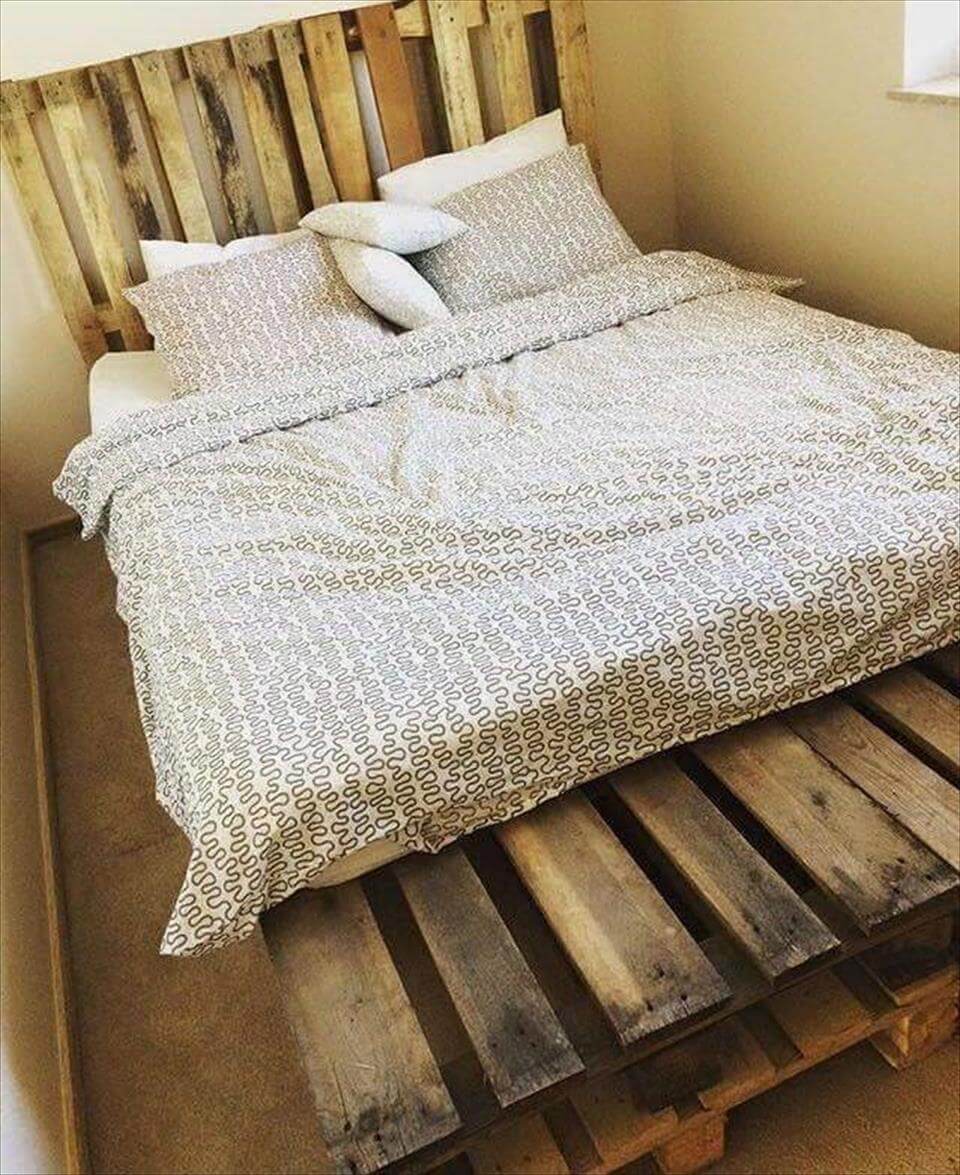 wooden pallet bed