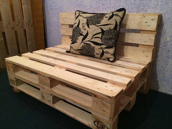 diy pallet seat