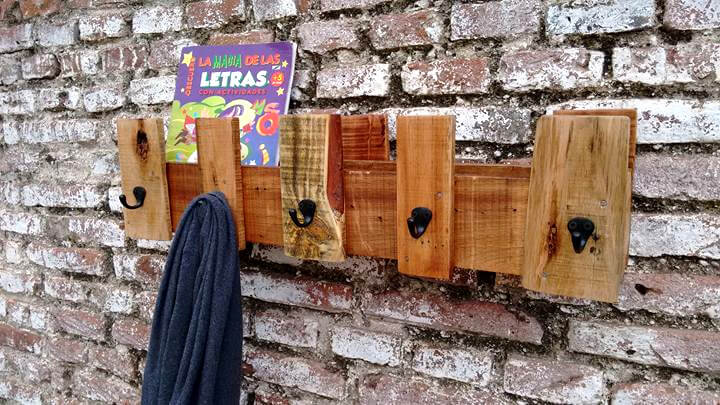pallet coat organizer