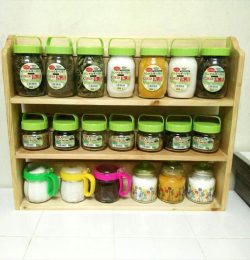 recycled pallet kitchen spice rack