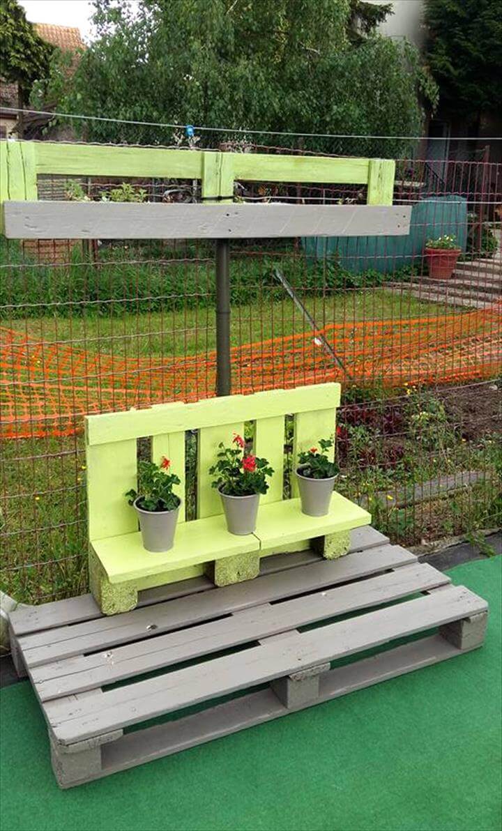 Wooden pallet planter shelf