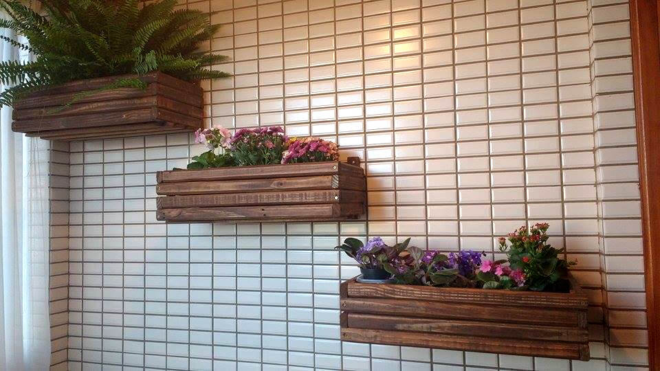 Diy Pallet Wall Hanging Planters