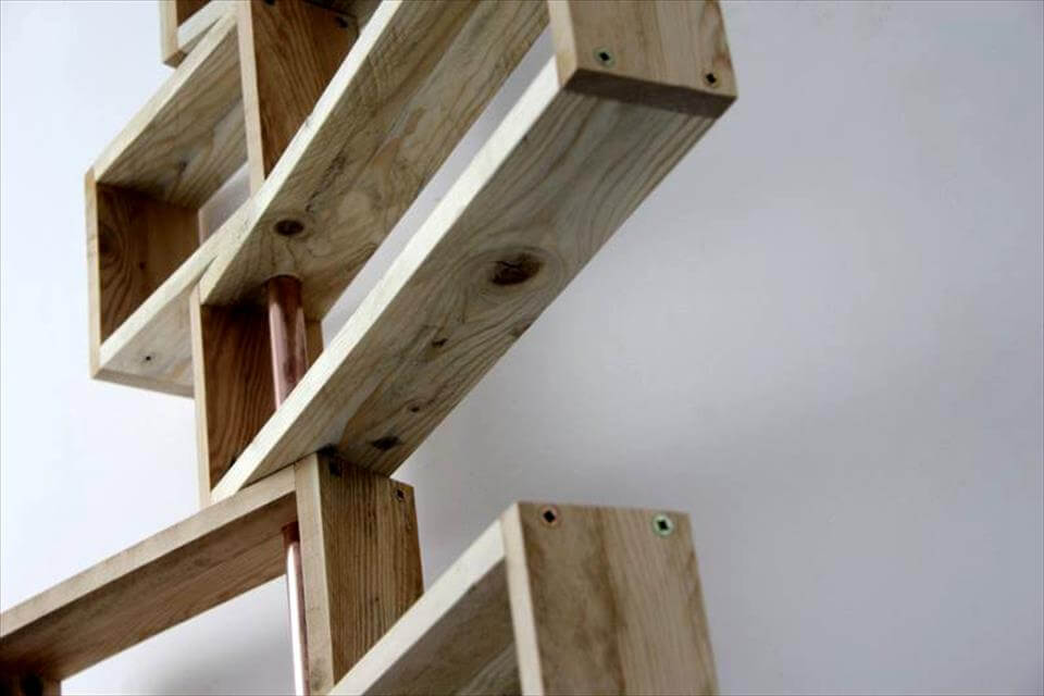 diy pallet shelf unit