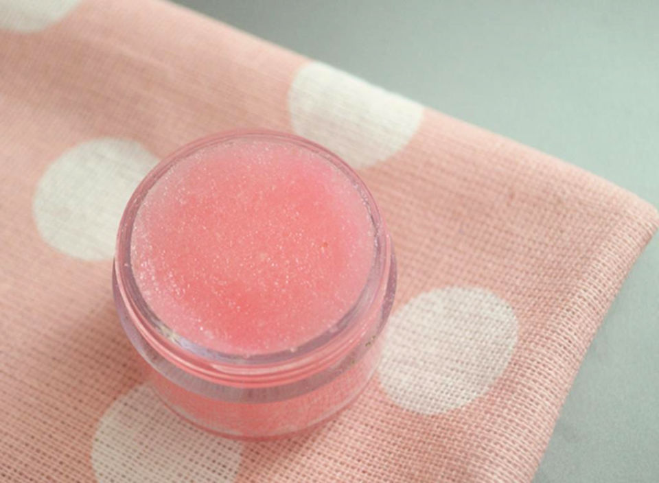 25 Homemade DIY Lip Scrub Recipes Easy To Make